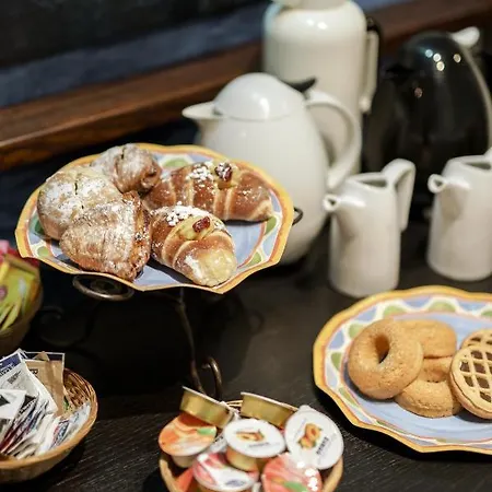 Residenza Pizzofalcone Apartment Naples