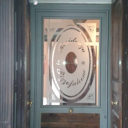 Apartment Residenza Pizzofalcone *